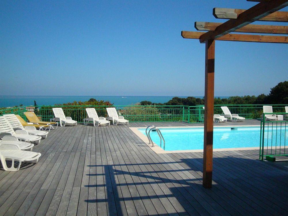 Inter-Hotel Sea Side Park Villeneuve-Loubet Eksteriør billede