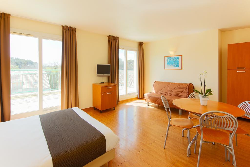 Inter-Hotel Sea Side Park Villeneuve-Loubet Eksteriør billede