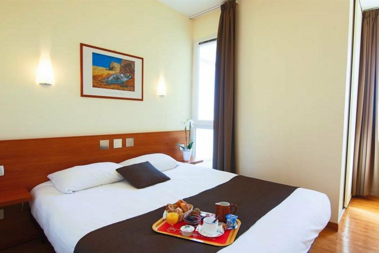 Inter-Hotel Sea Side Park Villeneuve-Loubet Eksteriør billede